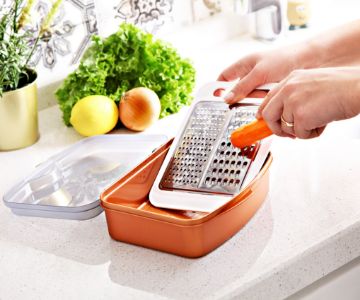 GRATER WITH RESERVOIR